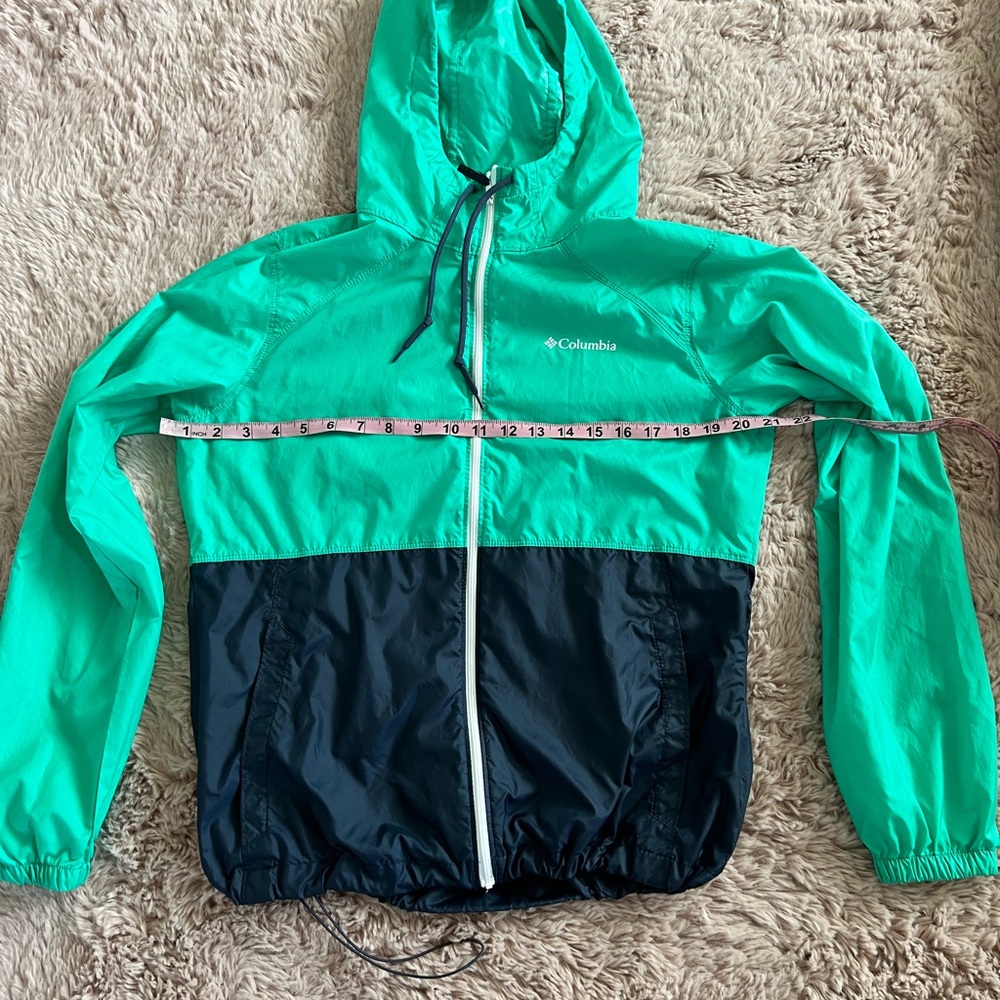 Columbia Green and Navy Windbreaker Jacket